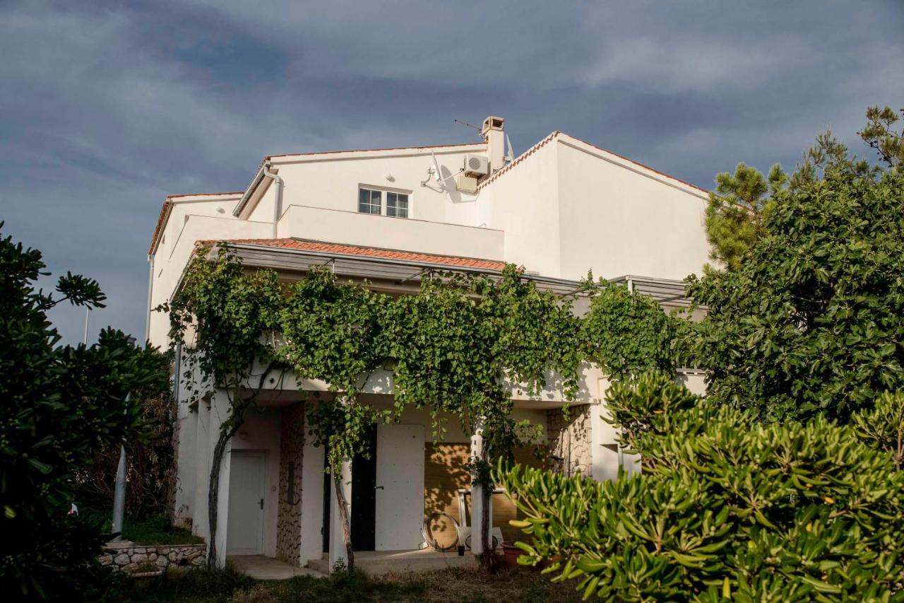 Guesthouse Sime Колан Екстериор снимка
