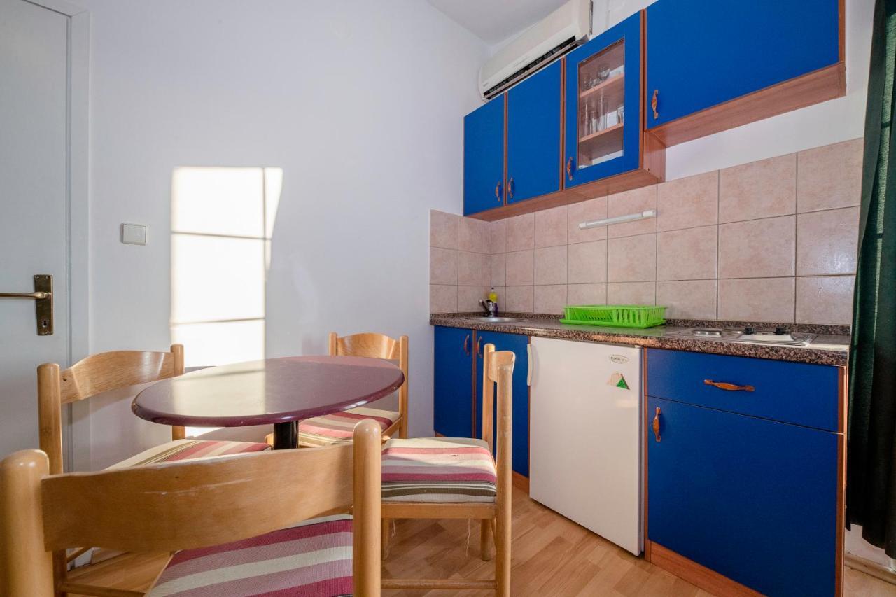 Guesthouse Sime Колан Екстериор снимка