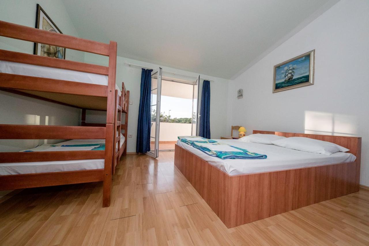 Guesthouse Sime Колан Екстериор снимка